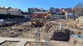 Trwa budowa budynku mieszkalnego na konińskiej Starówce